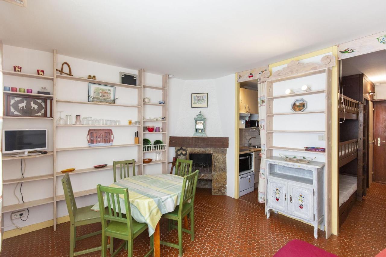 Appartement Pieds Des Pistes 圣拉里苏朗 外观 照片